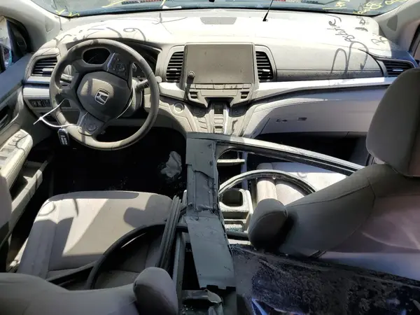 5FNRL6H57KB130248 2019 HONDA ODYSSEY - Image 8