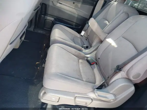 5FNRL6H57KB133182 2019 HONDA ODYSSEY - Image 8