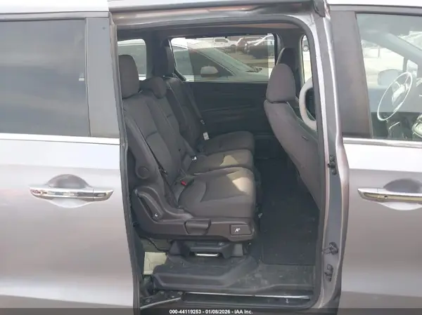 5FNRL6H57LB062020 2020 HONDA ODYSSEY - Image 8