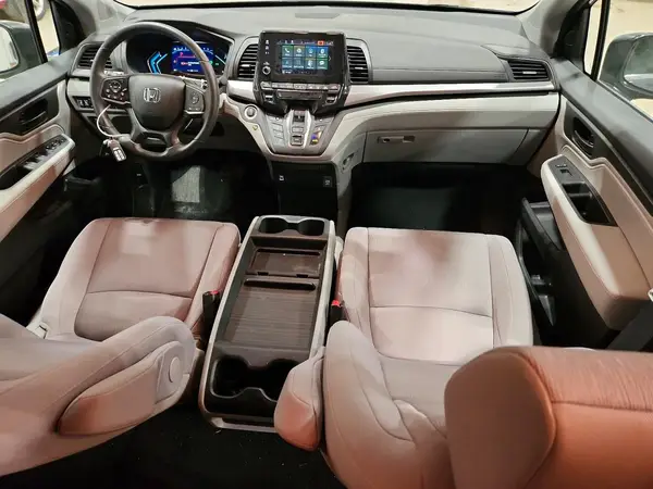 5FNRL6H57PB070589 2023 HONDA ODYSSEY - Image 8