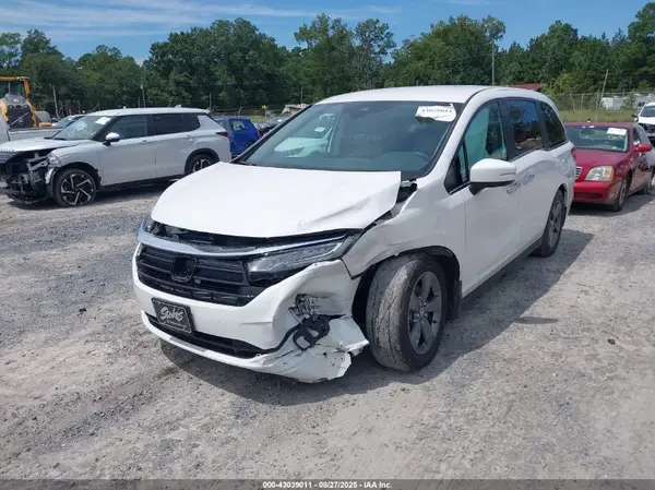 5FNRL6H57RB072071 2024 HONDA ODYSSEY - Image 2