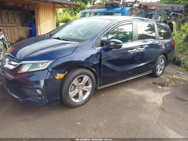 5FNRL6H58JB048835 2018 HONDA ODYSSEY - Image 2