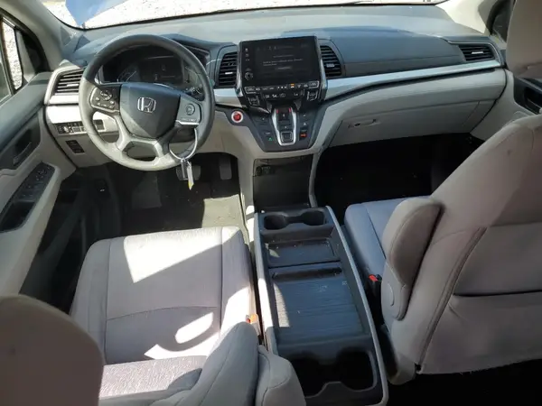 5FNRL6H58JB051850 2018 HONDA ODYSSEY - Image 8