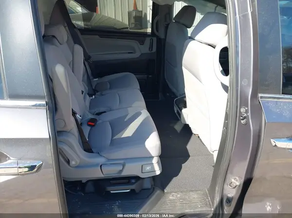 5FNRL6H58JB079406 2018 HONDA ODYSSEY - Image 8