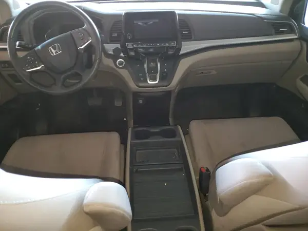 5FNRL6H58JB085237 2018 HONDA ODYSSEY - Image 8