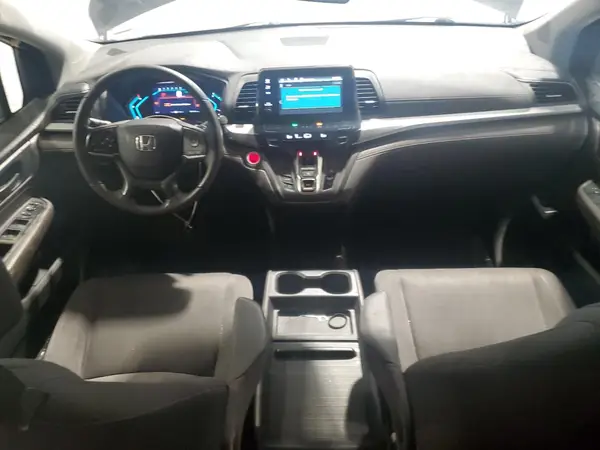 5FNRL6H58JB093886 2018 HONDA ODYSSEY - Image 8