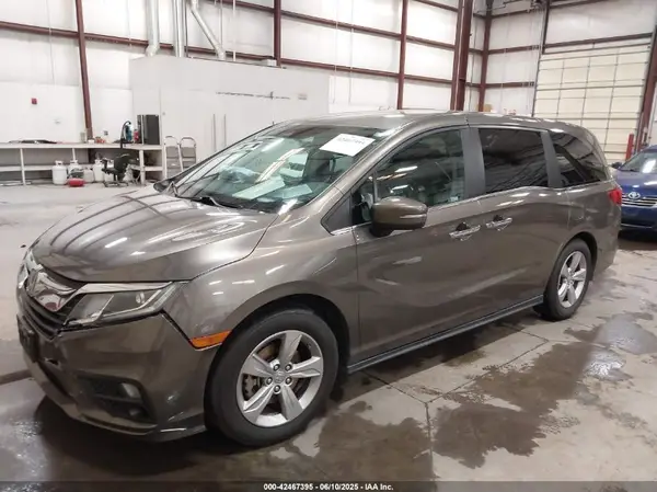 5FNRL6H58JB104451 2018 HONDA ODYSSEY - Image 2
