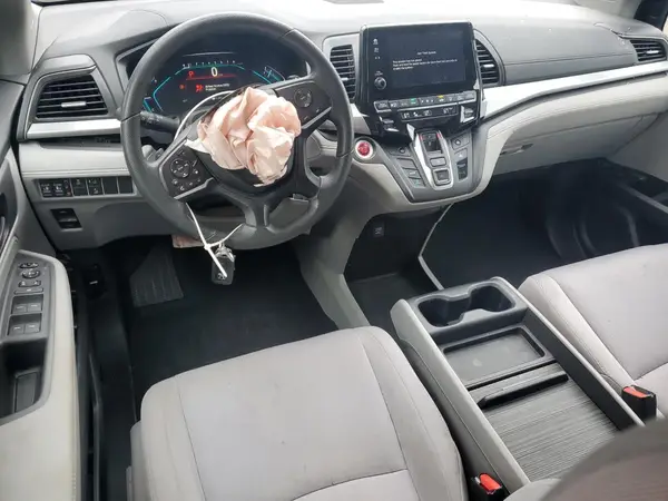 5FNRL6H59JB024768 2018 HONDA ODYSSEY - Image 8