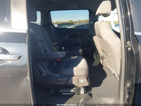5FNRL6H59JB045121 2018 HONDA ODYSSEY - Image 8