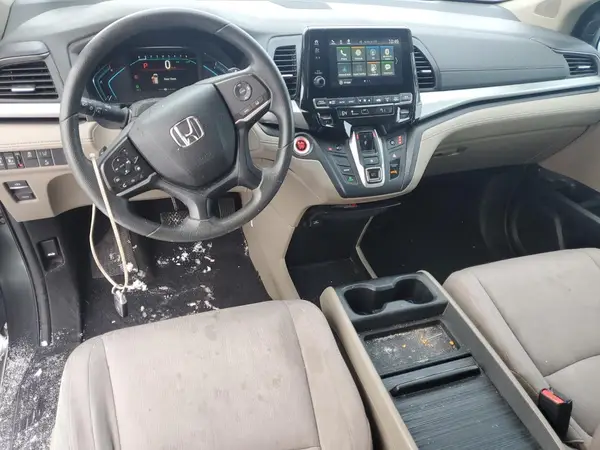 5FNRL6H59JB055857 2018 HONDA ODYSSEY - Image 8