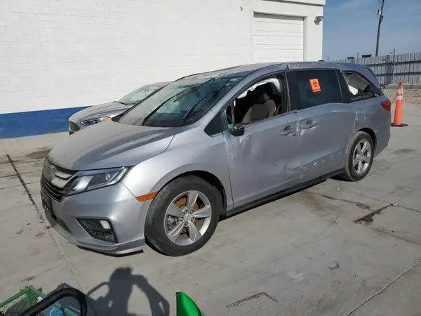 5FNRL6H59JB056779 2018 HONDA ODYSSEY - Image 1