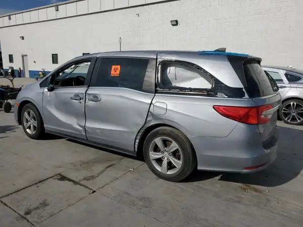 5FNRL6H59JB056779 2018 HONDA ODYSSEY - Image 2