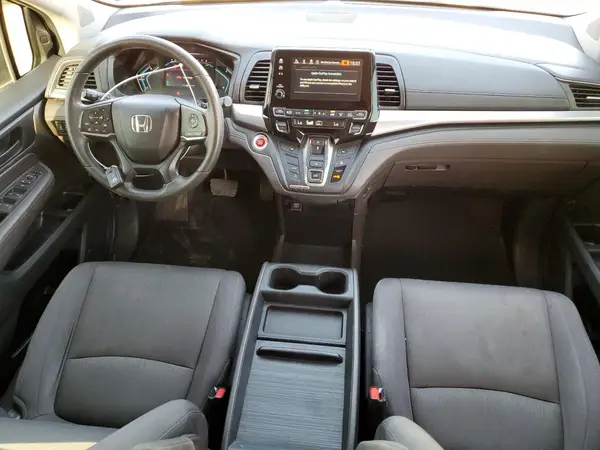 5FNRL6H59JB081505 2018 HONDA ODYSSEY - Image 8