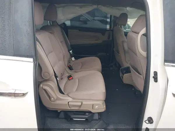5FNRL6H59JB106094 2018 HONDA ODYSSEY - Image 8