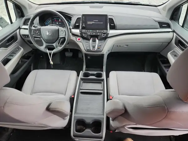 5FNRL6H59JB106791 2018 HONDA ODYSSEY - Image 8