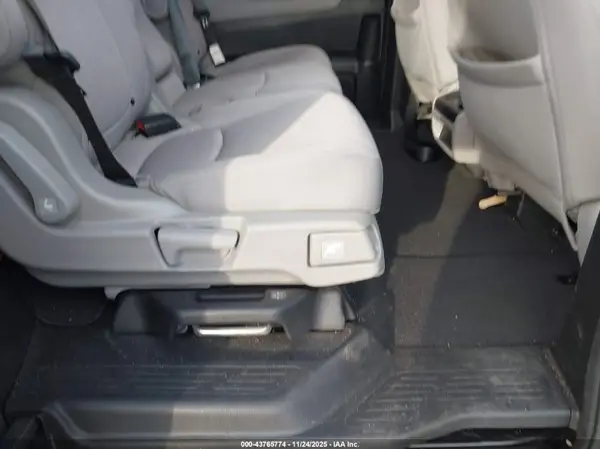 5FNRL6H59KB111779 2019 HONDA ODYSSEY - Image 8