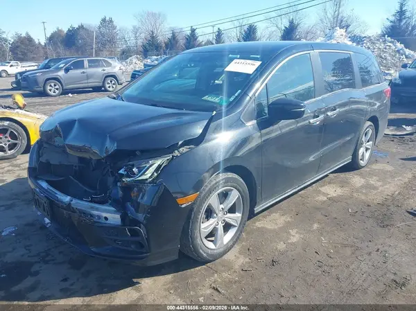 5FNRL6H5XJB033284 2018 HONDA ODYSSEY - Image 2
