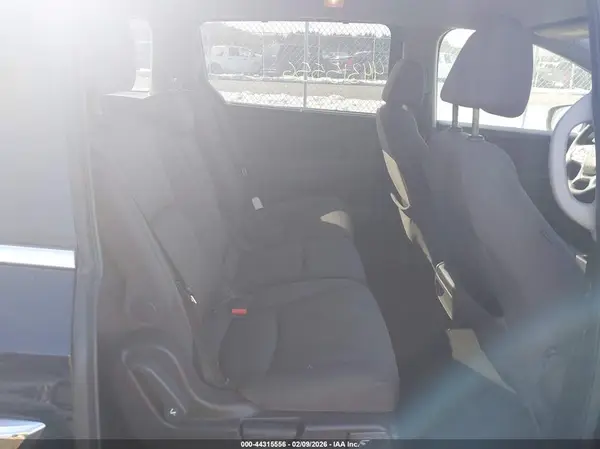 5FNRL6H5XJB033284 2018 HONDA ODYSSEY - Image 8
