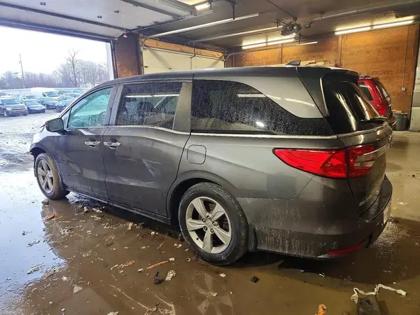 5FNRL6H5XJB075888 2018 HONDA ODYSSEY - Image 2