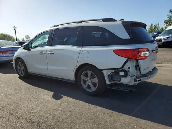 5FNRL6H5XJB091590 2018 HONDA ODYSSEY - Image 2