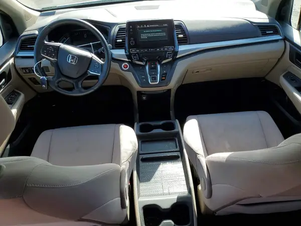 5FNRL6H5XJB091590 2018 HONDA ODYSSEY - Image 8