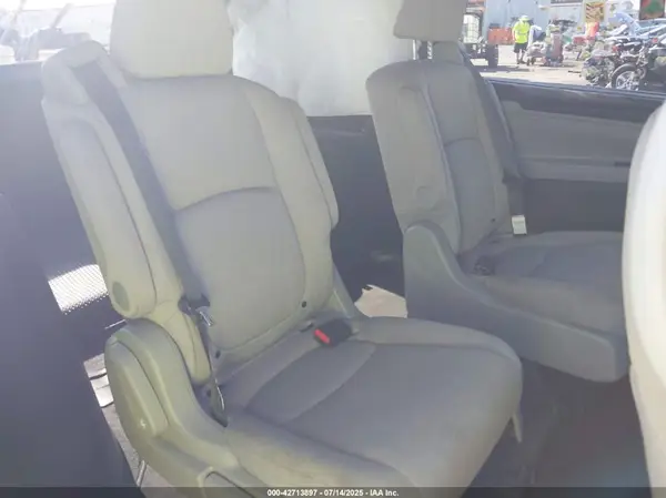 5FNRL6H5XJB094778 2018 HONDA ODYSSEY - Image 8
