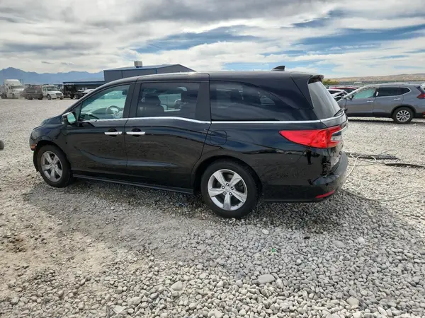 5FNRL6H5XJB100126 2018 HONDA ODYSSEY - Image 2