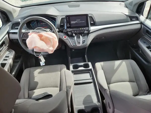 5FNRL6H5XJB100126 2018 HONDA ODYSSEY - Image 8