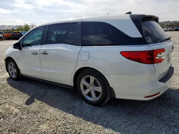 5FNRL6H5XJB106119 2018 HONDA ODYSSEY - Image 2