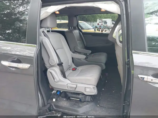 5FNRL6H60PB024336 2023 HONDA ODYSSEY - Image 8