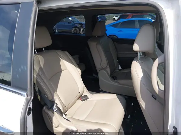 5FNRL6H60PB044215 2023 HONDA ODYSSEY - Image 8