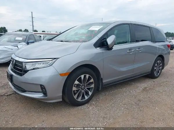 5FNRL6H60RB008995 2024 HONDA ODYSSEY - Image 2