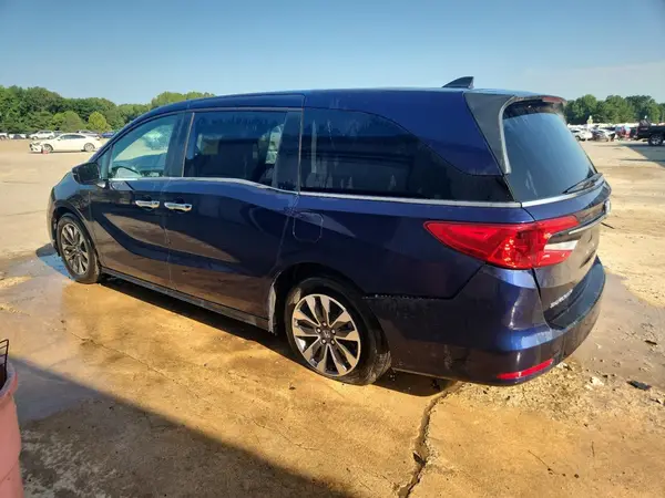 5FNRL6H60RB052818 2024 HONDA ODYSSEY - Image 2