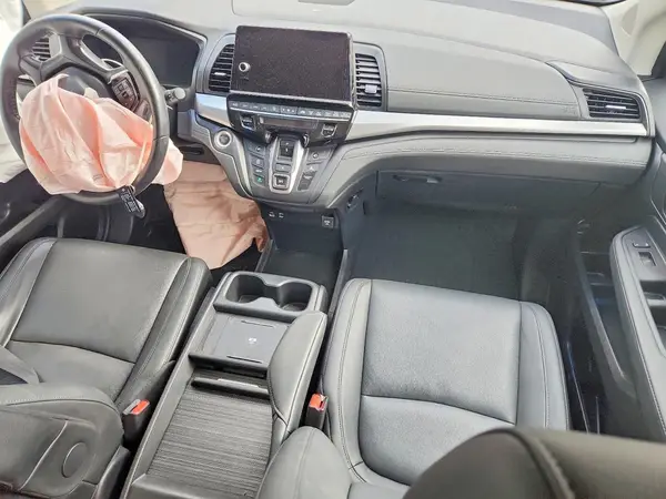 5FNRL6H60SB005830 2025 HONDA ODYSSEY - Image 8