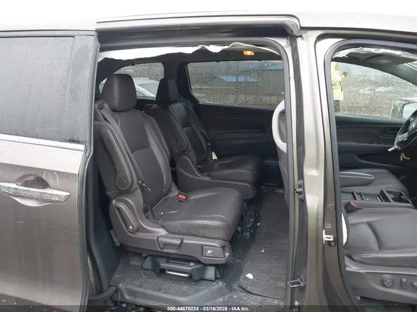 5FNRL6H61PB024247 2023 HONDA ODYSSEY - Image 8