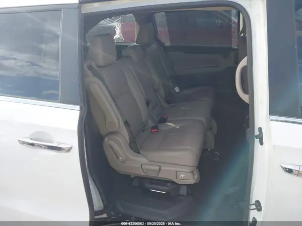 5FNRL6H61PB041369 2023 HONDA ODYSSEY - Image 8