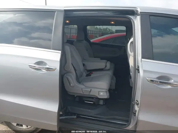 5FNRL6H61PB057801 2023 HONDA ODYSSEY - Image 8