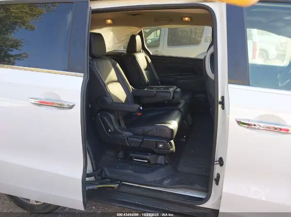 5FNRL6H61RB047398 2024 HONDA ODYSSEY - Image 8
