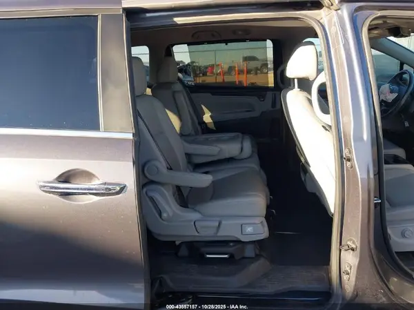 5FNRL6H61RB073645 2024 HONDA ODYSSEY - Image 8