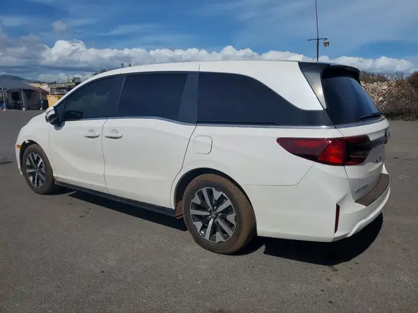 5FNRL6H61SB011880 2025 HONDA ODYSSEY - Image 2