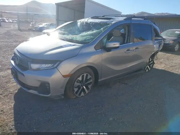 5FNRL6H61SB038822 2025 HONDA ODYSSEY - Image 2
