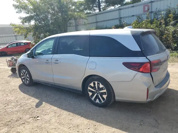 5FNRL6H61SB056687 2025 HONDA ODYSSEY - Image 2