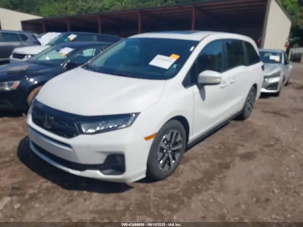 5FNRL6H61SB056897 2025 HONDA ODYSSEY - Image 2