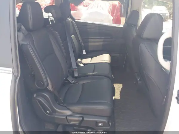 5FNRL6H61SB056897 2025 HONDA ODYSSEY - Image 8