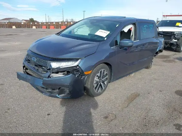 5FNRL6H61SB056964 2025 HONDA ODYSSEY - Image 2