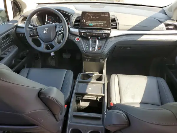 5FNRL6H61SB073358 2025 HONDA ODYSSEY - Image 8