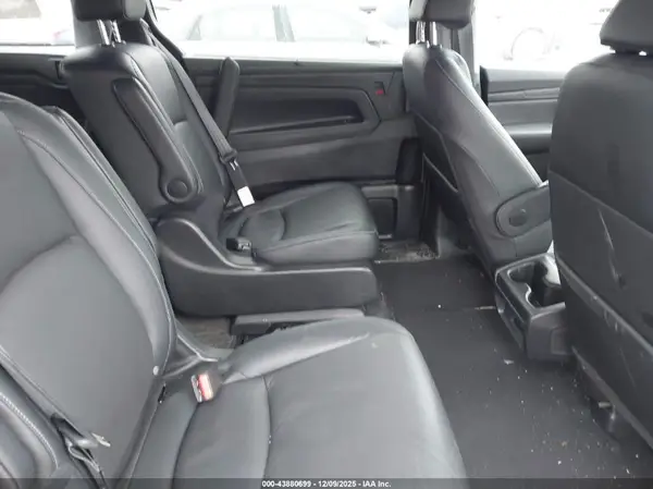 5FNRL6H62RB039035 2024 HONDA ODYSSEY - Image 8