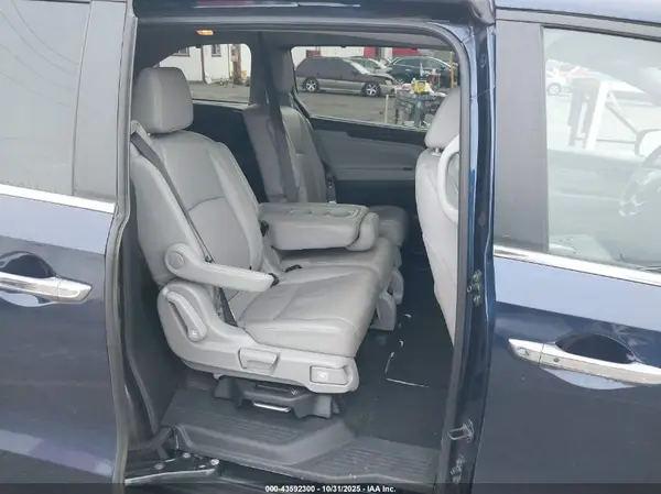 5FNRL6H62RB052822 2024 HONDA ODYSSEY - Image 8