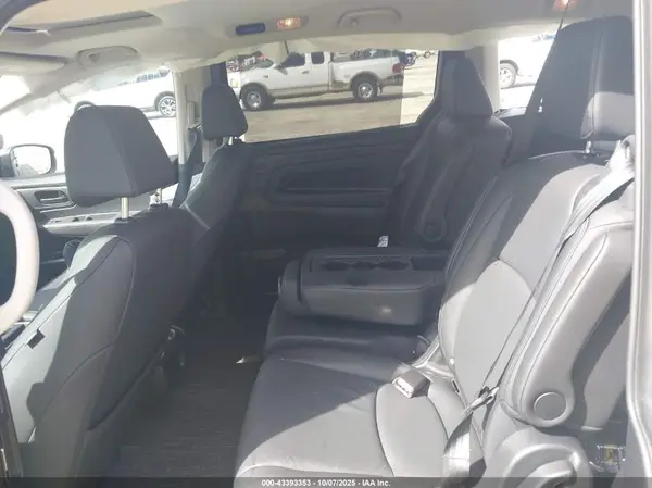5FNRL6H62SB072462 2025 HONDA ODYSSEY - Image 8