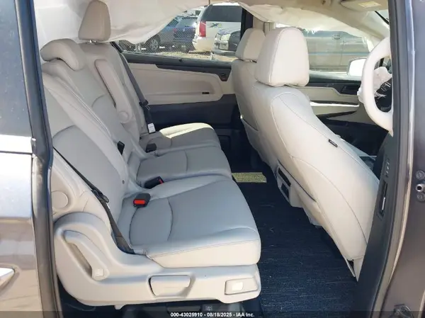 5FNRL6H62SB080688 2025 HONDA ODYSSEY - Image 8